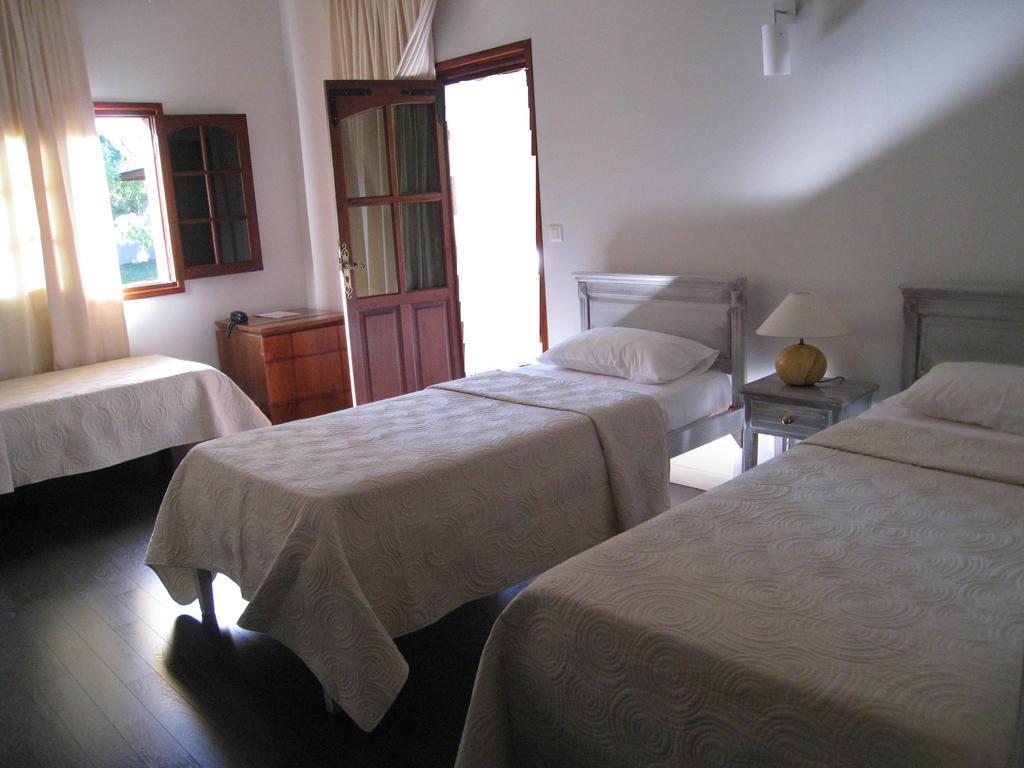 Le Domaine Des Pierres Hotel Saint Pierre Room photo