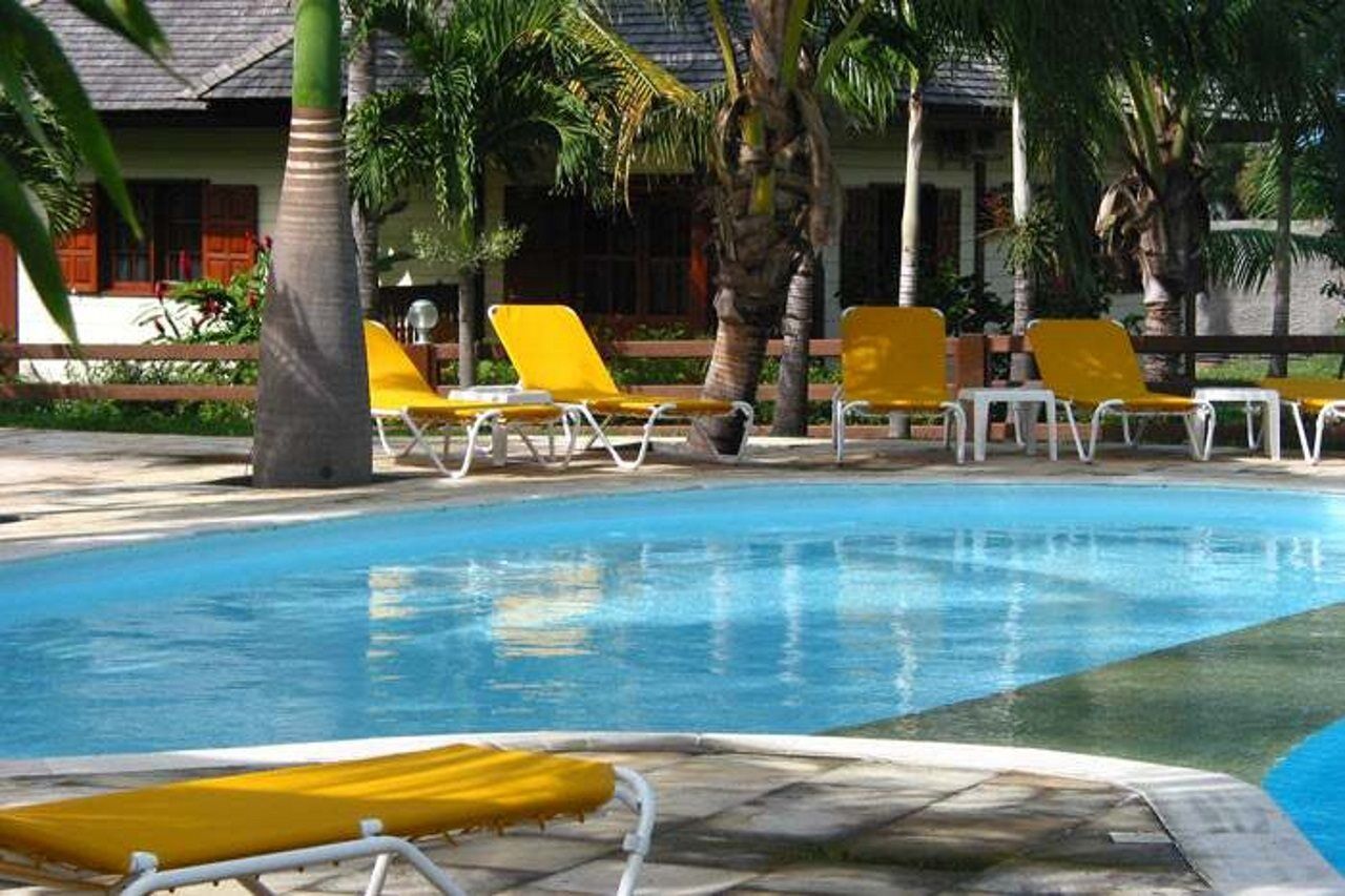 Le Domaine Des Pierres Hotel Saint Pierre Exterior photo